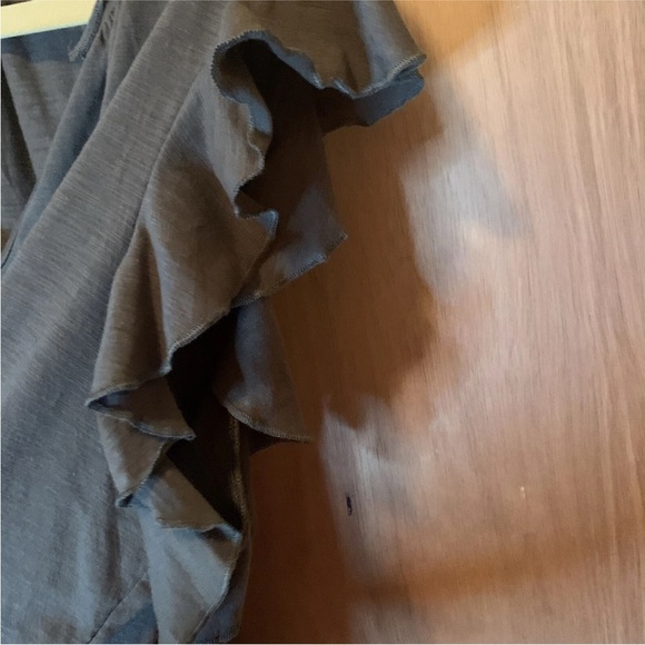 Shein Curve Woman's plus size 4X Green V-Neckline Pre-owned - Picture 9 of 11